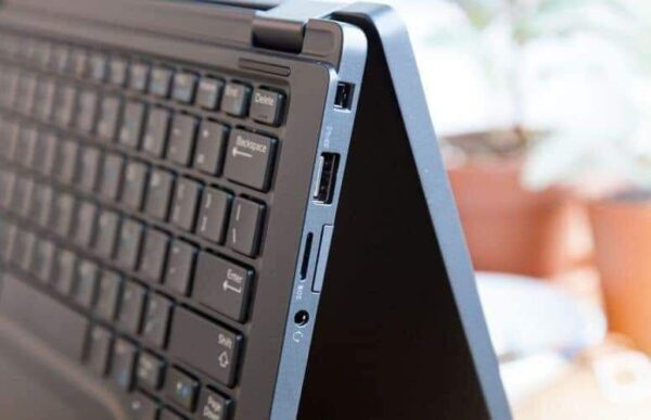 ⁦Hrad 256Dell latitude x360 7390 i7 8th touch 16 ram⁩ - الصورة ⁦3⁩