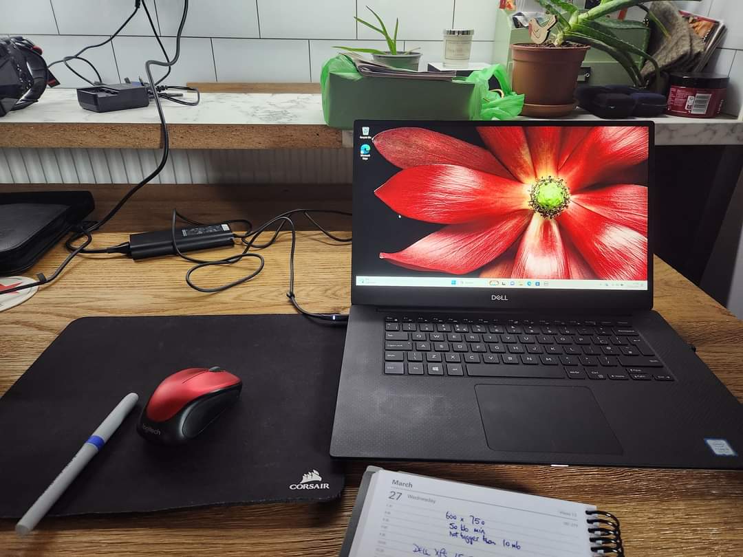 Dell XPS 7590 I7 9750 H Nvidia GTX1650