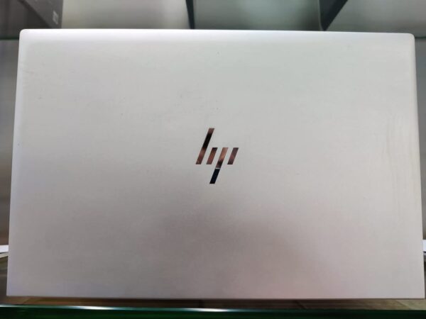 ⁦Hp elitbook 845 G8 Ryzen 7 5850 Ram 16 Hard 256 NVME  VGA2⁩ - الصورة ⁦3⁩